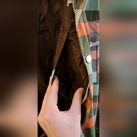 Burton Geo 3/2 Snowboarding Jacket Women New Without Tags - Picture 8 of 16